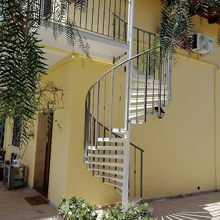 Sole - Finaiti - Per Turisti Holiday home Floridia